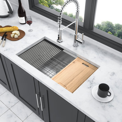 Évier de cuisine encastrable de calibre 18 en acier inoxydable de calibre 18, 33 po x 19 po x 9 po, poste de travail à utilisation flexible, drain facile, évitateur, tampon, guide d'installation,