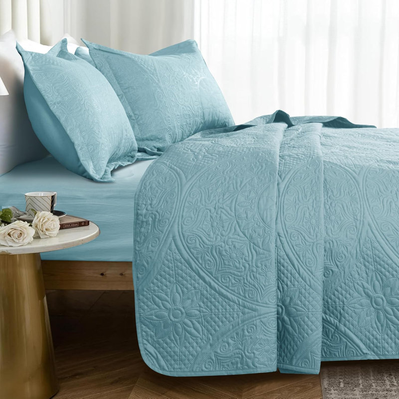 Lightweight Summer Bedspreads - 3 Piece Oversized Quilt Set - Reversible Coverlet Set - California King Size, Spa Blue Floral