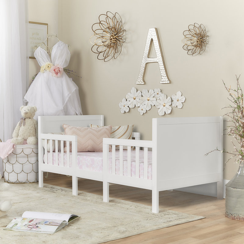  Lit standard pour tout-petits en bois massif par Dream On Me, Blanc