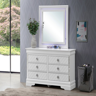 59.05'' W 6 - Drawer Dresser