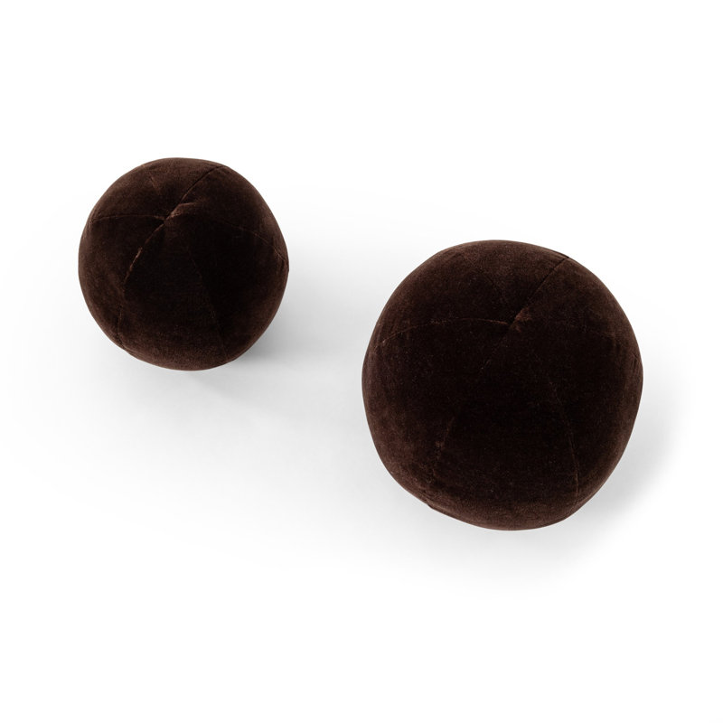 Circular Pillow Cover & Insert, Monte Chocolate