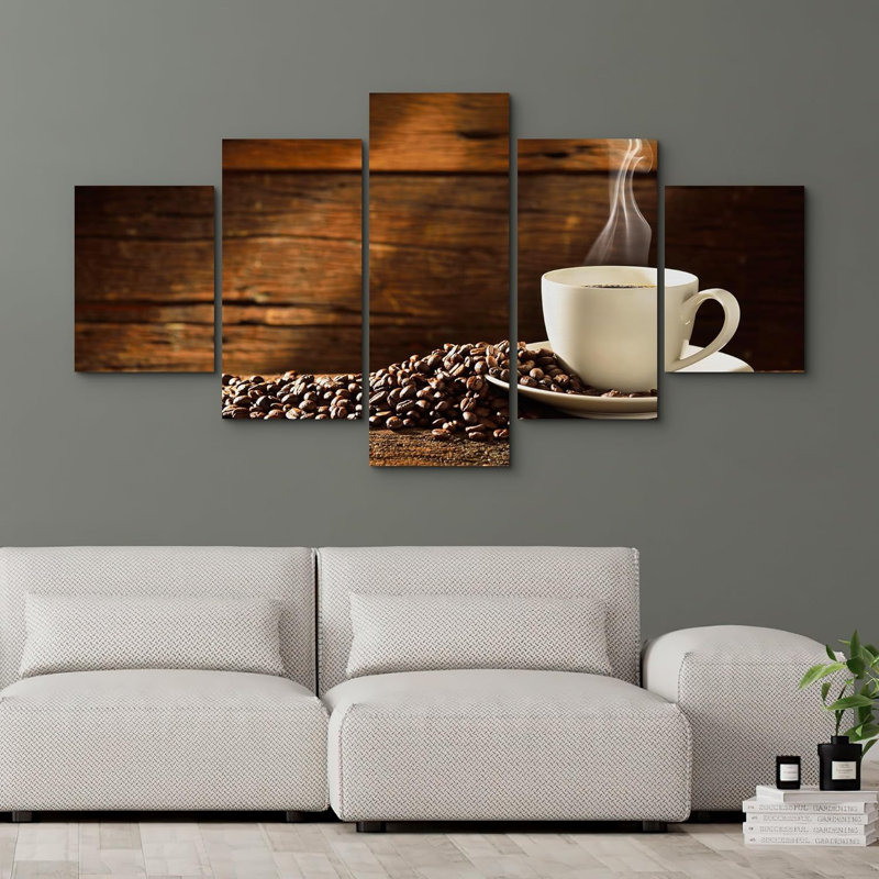 Café chaud et grains de café - Relax Modern
