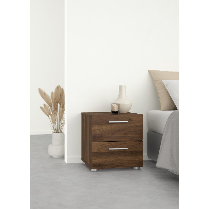 Gianna 15.75'' W Nightstand, Walnut