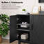 Buffet de style moderne avec une géométrie irrégulière, des tablettes réglables et un rangement polyvalent pour le salon et la salle à manger