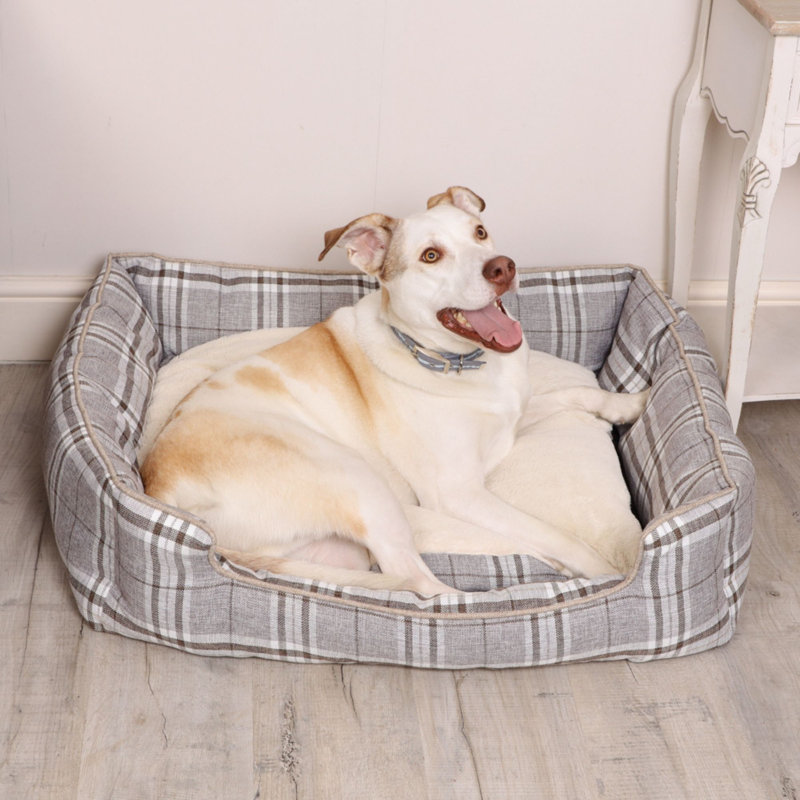 Gaven Dog Cushion in Grey, Medium