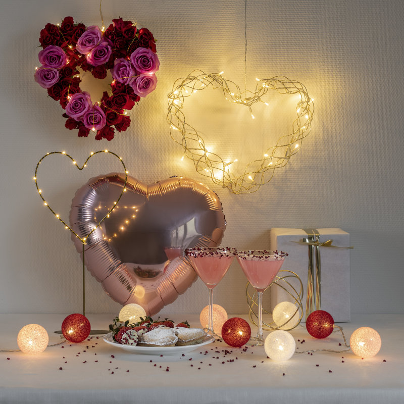 Cotton Balls 6M LED 16 - Bulb Fairy Lights String Light, Pink/Red