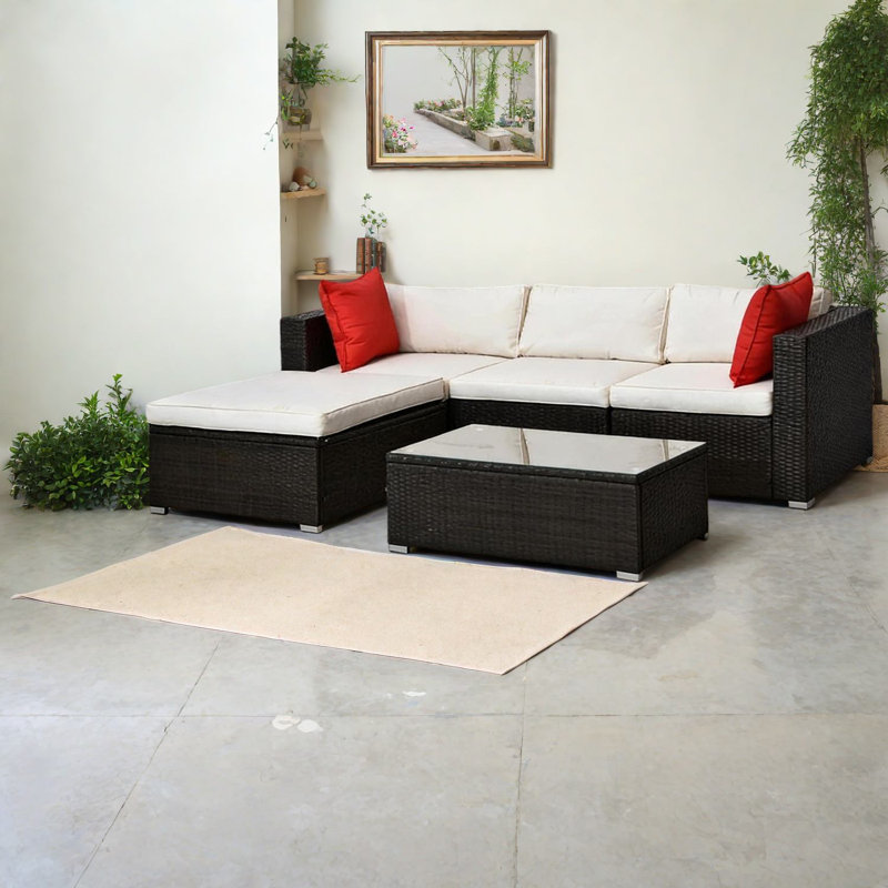 Modulaires spacieux avec structure en acier durable, style moderne pour le plaisir en plein air