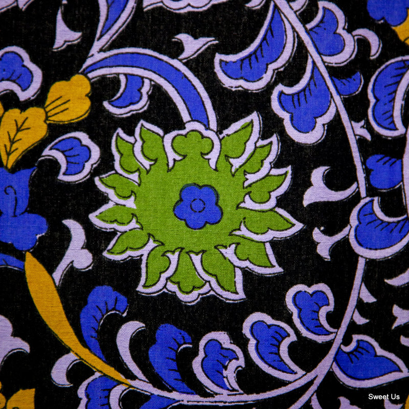 Panneaux de rideaux semi-transparents à motif floral 100% coton Datron, Noir / mauve