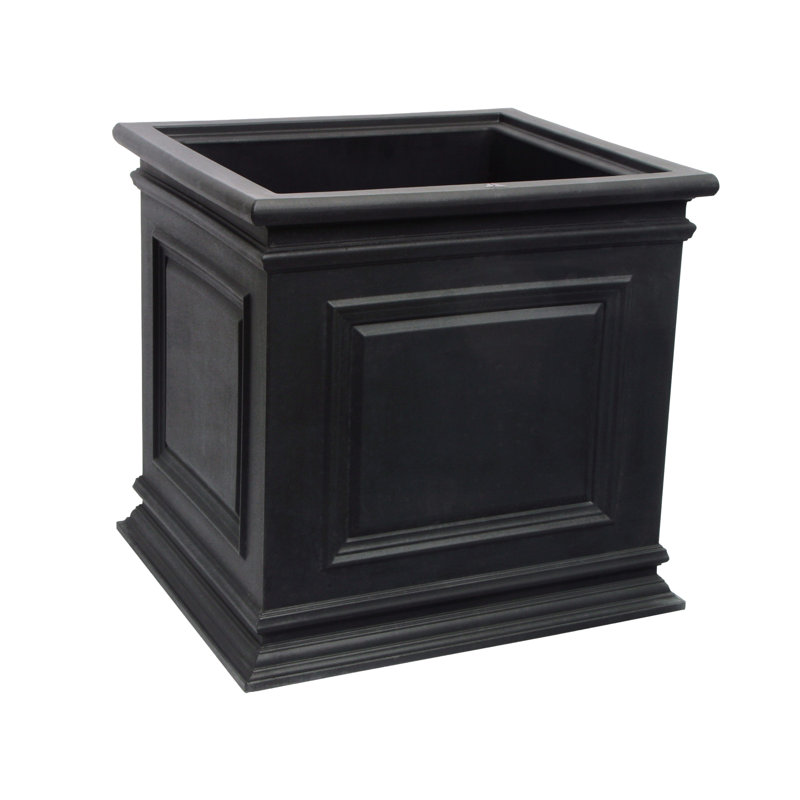 Jarrel 20" W Planter Box, Black