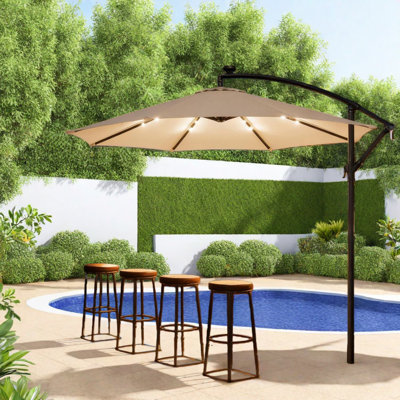 Spacieux parasol de patio en porte-à-faux, polyester blanc crème, design moderne pour recevoir