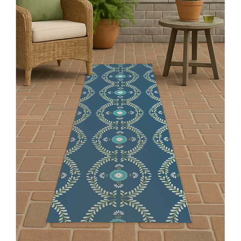 Bree Non Slip Outdoor Rug, Runner 2'6" x 8'