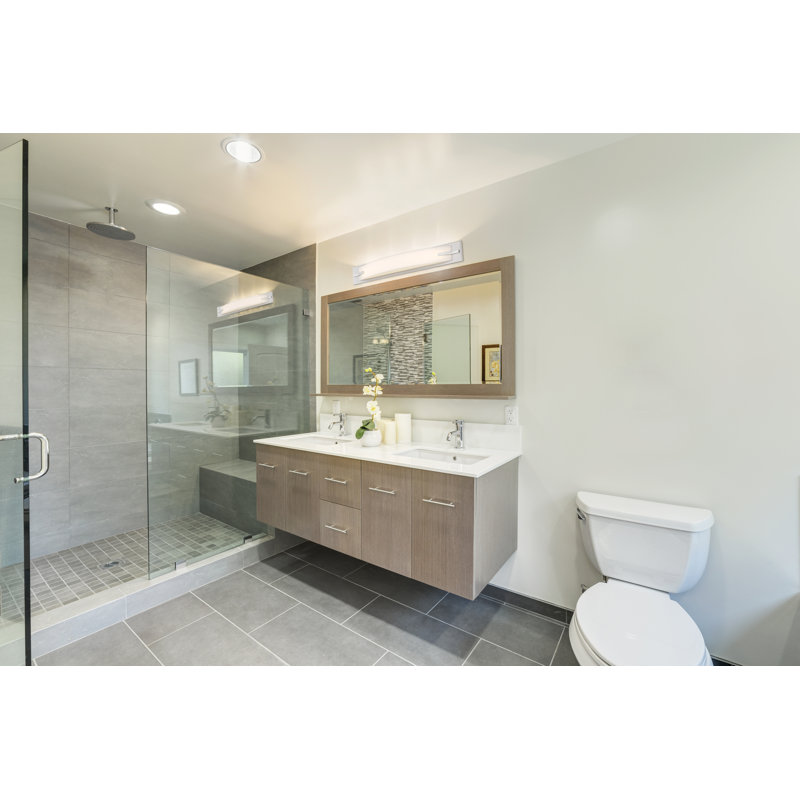 Barre d'éclairage de salle de bain 1 lumière Mathews, 4.25" H x 31" W x 3.25" D, 26 W