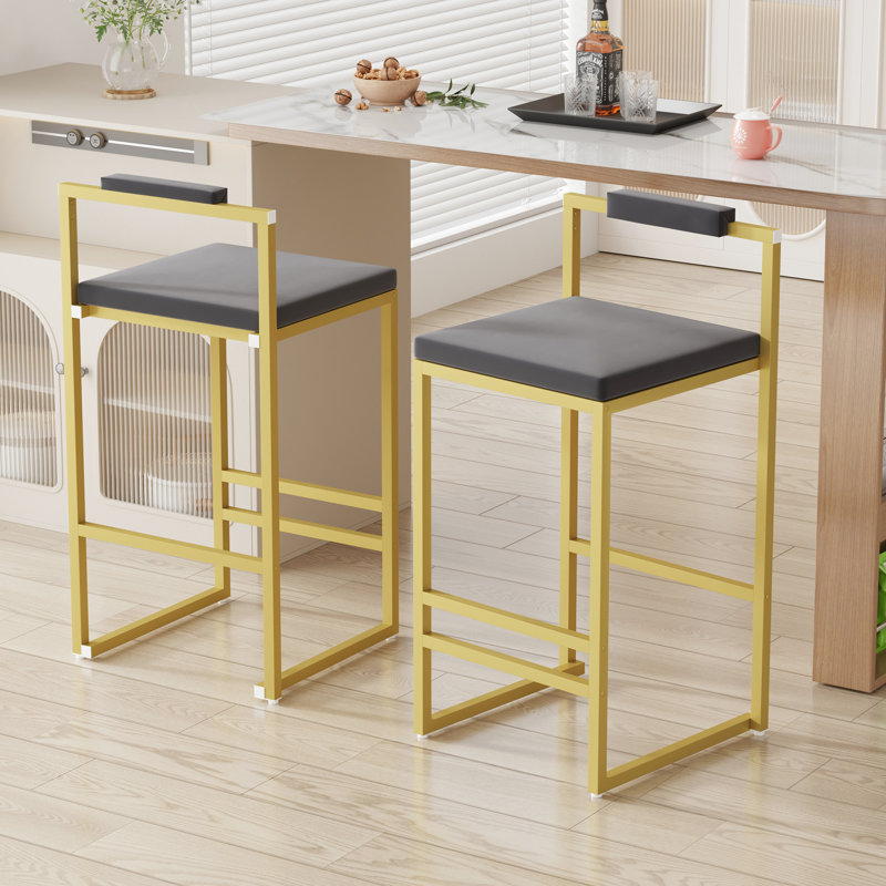 De 2 tabourets de bar rembourrés en velours gris avec structure en métal doré, repose-pieds, pour îlot de cuisine et bureau moderne carré 2