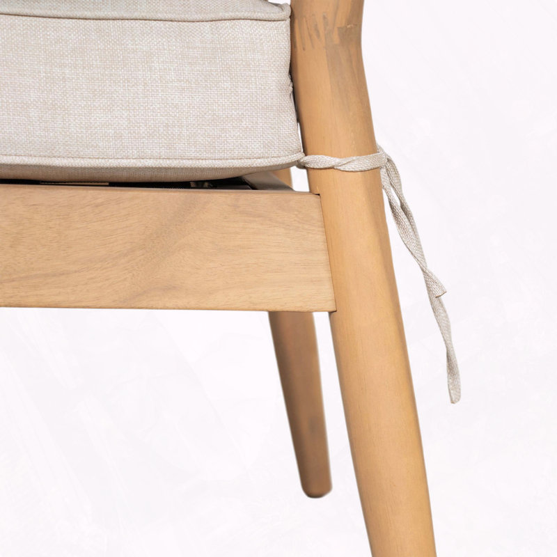 Coussin moelleux en bois d'acacia pour fauteuil club