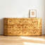 Commode en bois massif de style médiéval-133568291