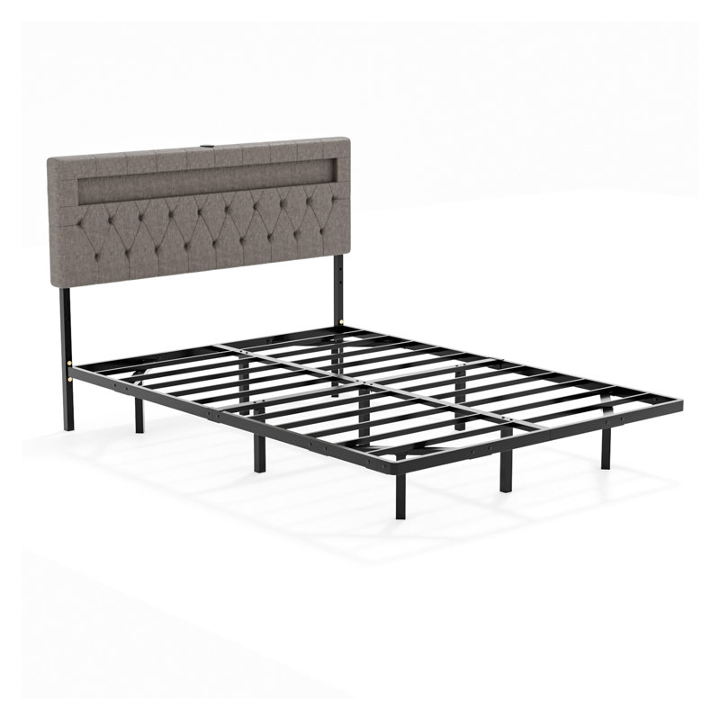 Metal Bed, Double (4'6)
