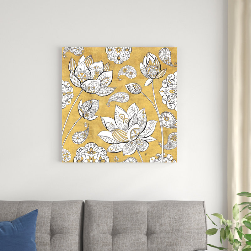 «Color My World Lotus I» par Daphne Brissonnet, impression sur toile tendue, H 30 po x l 30 po