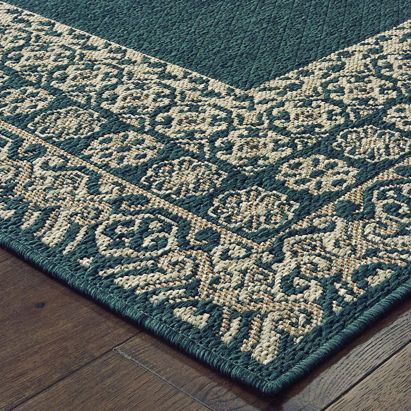 Izola Oriental Indoor / Outdoor Rug, Runner 1'10" x 7'6"