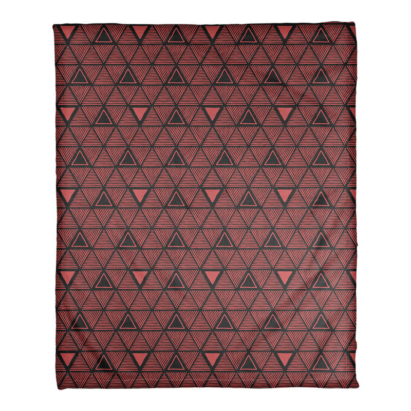 Couverture polairee triangles à la main, l 50 po x L 60 po, Rouge / noir