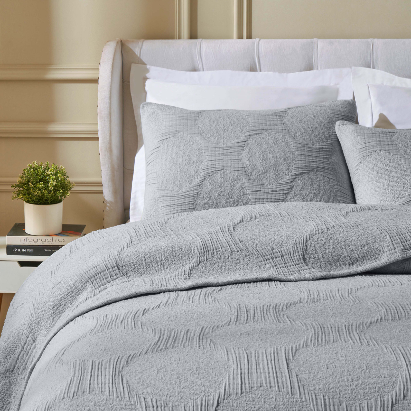 Tanta Cotton Medium Weight Textured Modern Circles Woven Coverlet, Denim Blue, Queen Coverlet