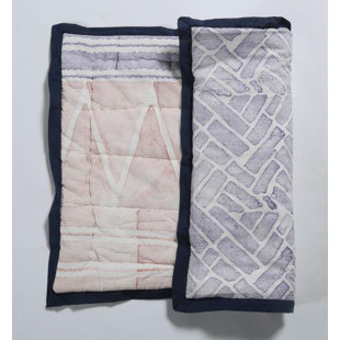 Farmhouse / Country Cotton Geometric Shapes Quilt