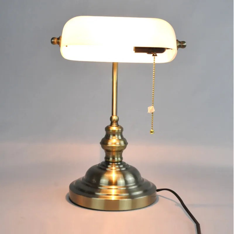 Lampe de bureau en verre vert