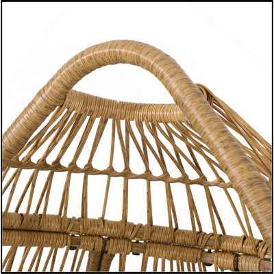 SERINA TEARDROP CHAIR