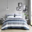Literie Queen Size avec couette à rayures - Draps doux et luxueux gris, marine et bleu pour une chambre moderne