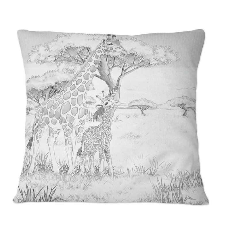 Girafes noires et blanches en safari I - Coussin décoratif à imprimé traditionnel, 16 po x 16 po