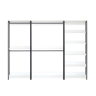 Système de garde-robe autoportant Fiona 111 po (282 cm) blanc, composé de 3 colonnes et 7 étagères, avec structure métallique.
