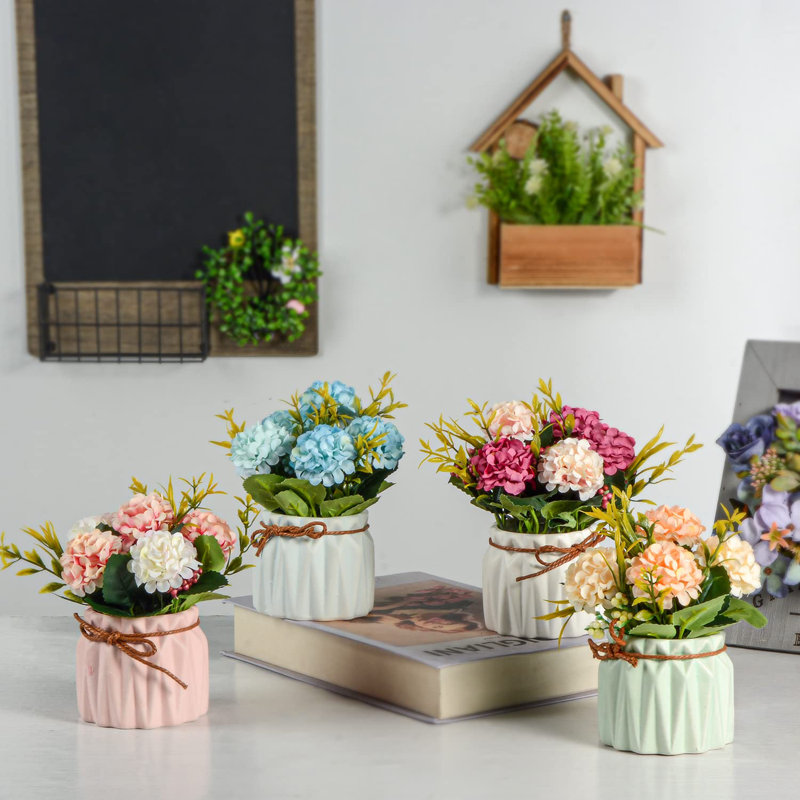 Cantu Hydrangea Arrangement in Pot