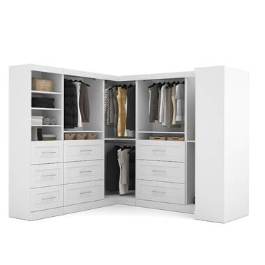 Un walk in closet para alucinar 🤩🤩 Acá les dejamos algunos de