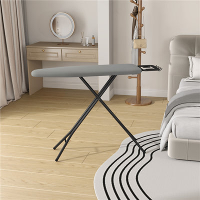 Table à repasser à hauteur réglable avec 4 pieds