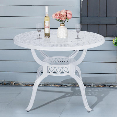 Table de salle à manger en métal