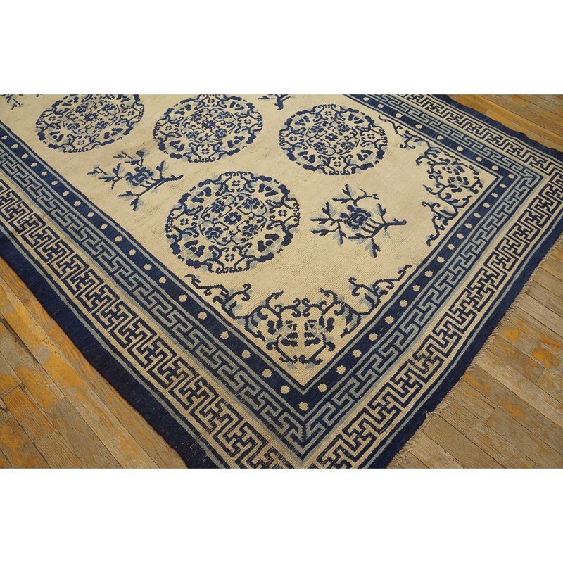 Hand Knotted Wool Oriental Area Rug