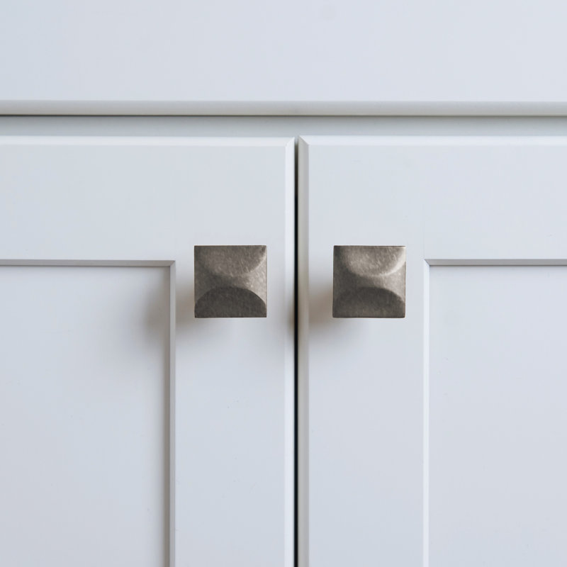 Poignée carrée Crest Collection - bouton d'armoire 1-1 / 4 "x 1-1 / 4" nickel noir vibrant - Quincaillerie de style Mid-Century moderne pour tiroirs et armoires