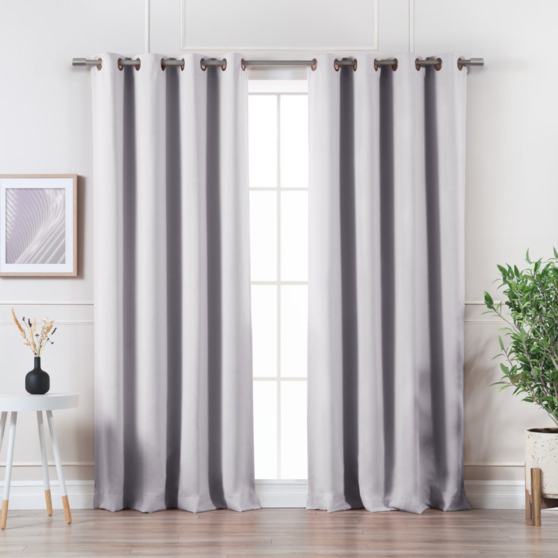 Panneau de rideau simple occultant en polyester Alysheeya, Vapeur, L 52 po x L 96 po