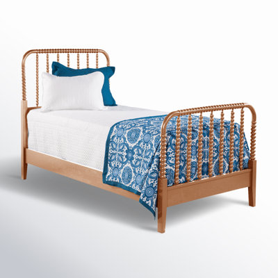 Louisa Bed