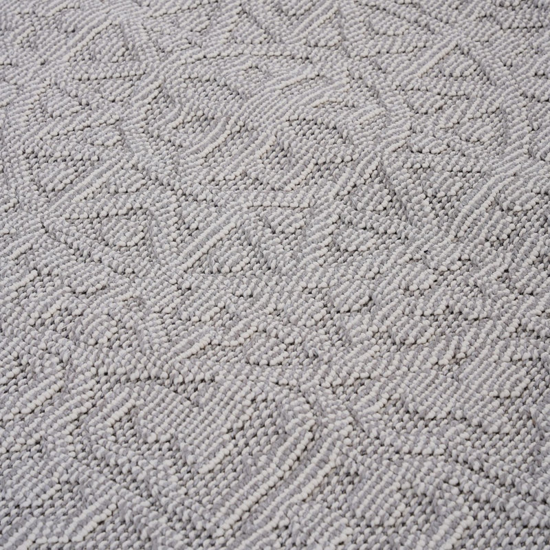 LOOM & LUXE Collection 8X10 White/Ivory /Medallion Indoor/Outdoor Area Rug, Rectangle 7'9" x 10'