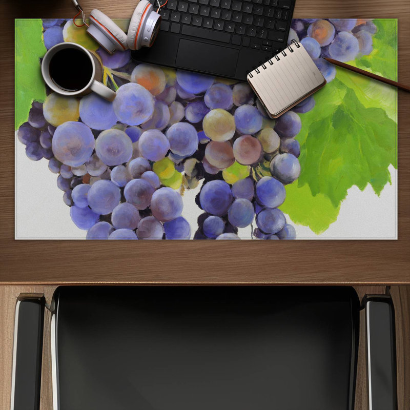 Bunch of grapes - 14.00"x24.25" Desk mat