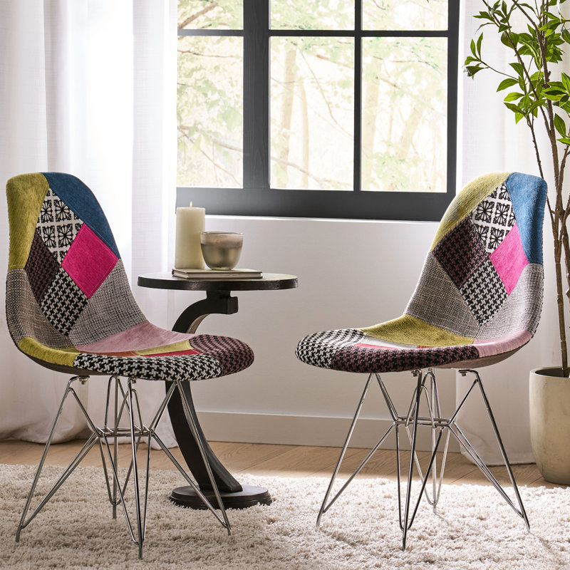Paire de chaises de table Modern Bohemian, structure chromée et motif de revêtement géométrique coloré