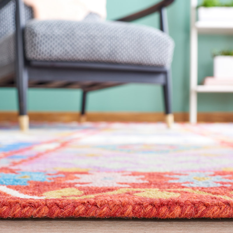 Horwich Flint 409 Area Rug In Red / Ivory, Rectangle 3' x 5'