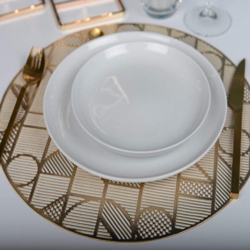 Geometric Round Placemat, Gold