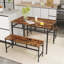 Ensemble repas pour quatre personnes