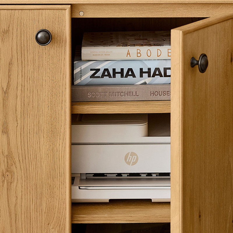 American-style retro minimalist sideboard