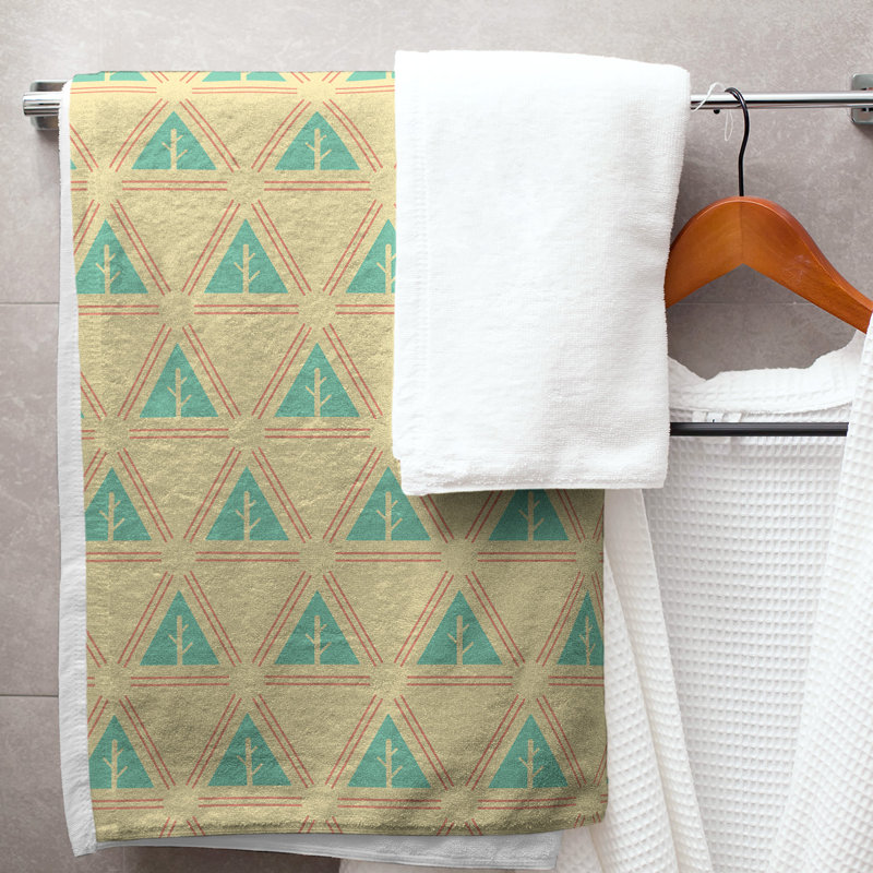 Serviette de bain d’arbre minimaliste classique Barbra, Jaune / Vert / Rouge