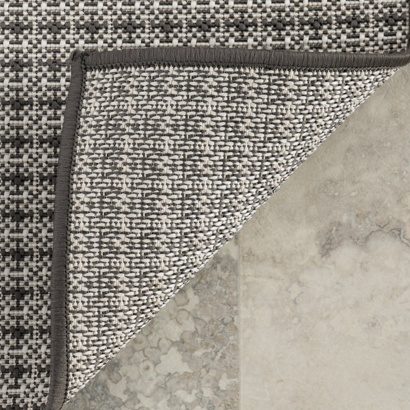 Tirzah Modern Indoor/Outdoor Rug, Rectangle 5' x 8'