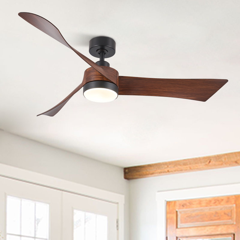 Ventilateur de plafond à hélice à DEL à 3 pales de 54 po avec télécommande et ensemble d'éclairage inclus