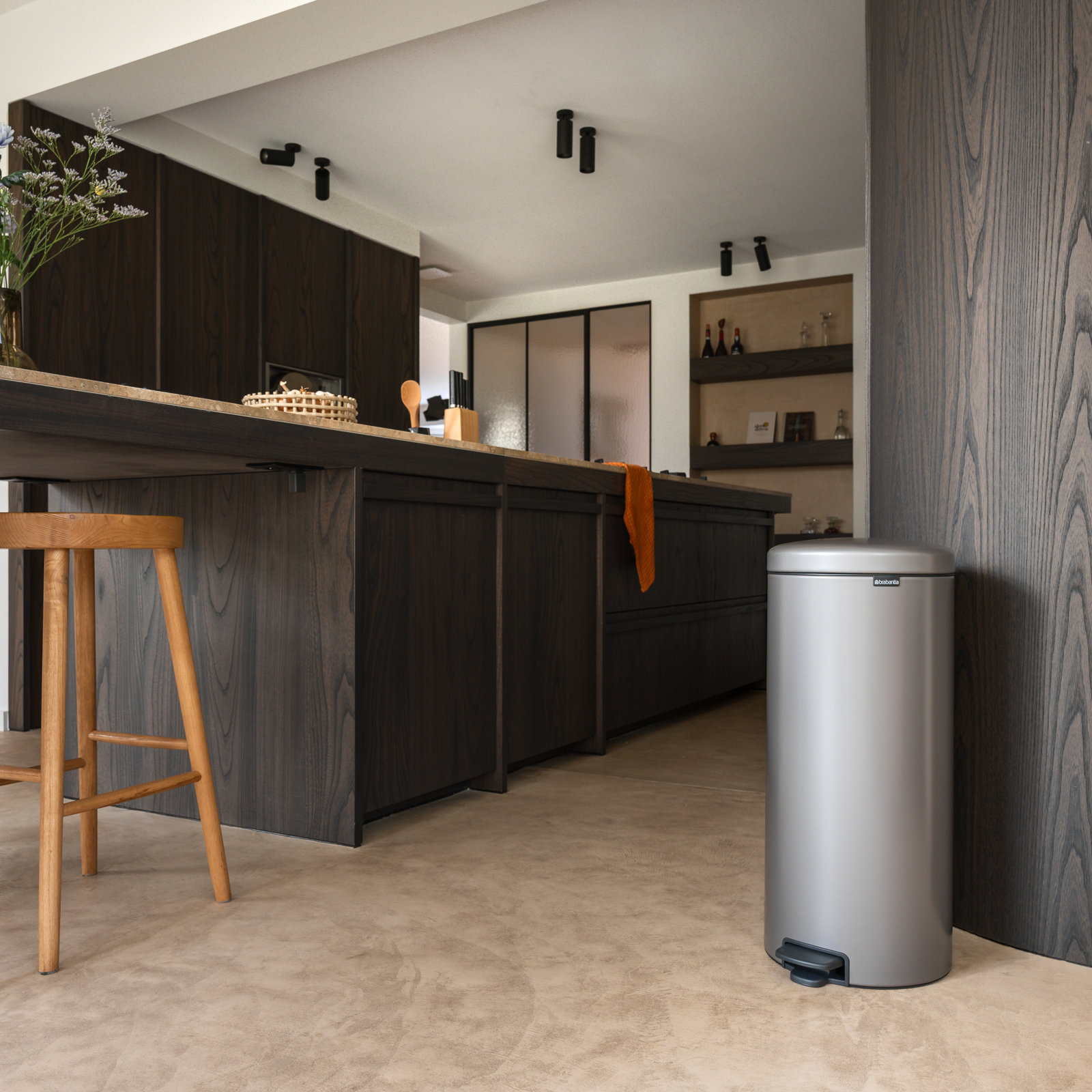 Brabantia Newicon 8gal Step-On Trash Can, Platinum