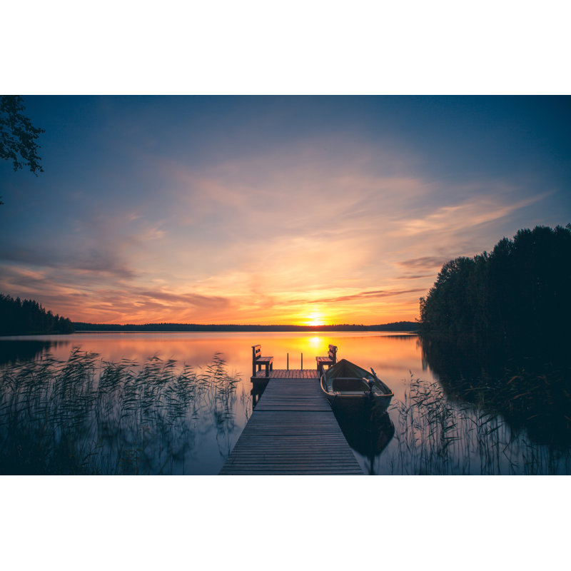 «Sunrise over the Lake» par Wmaster890 - Photographie sur toile tendue, L 30 po x H 20 po